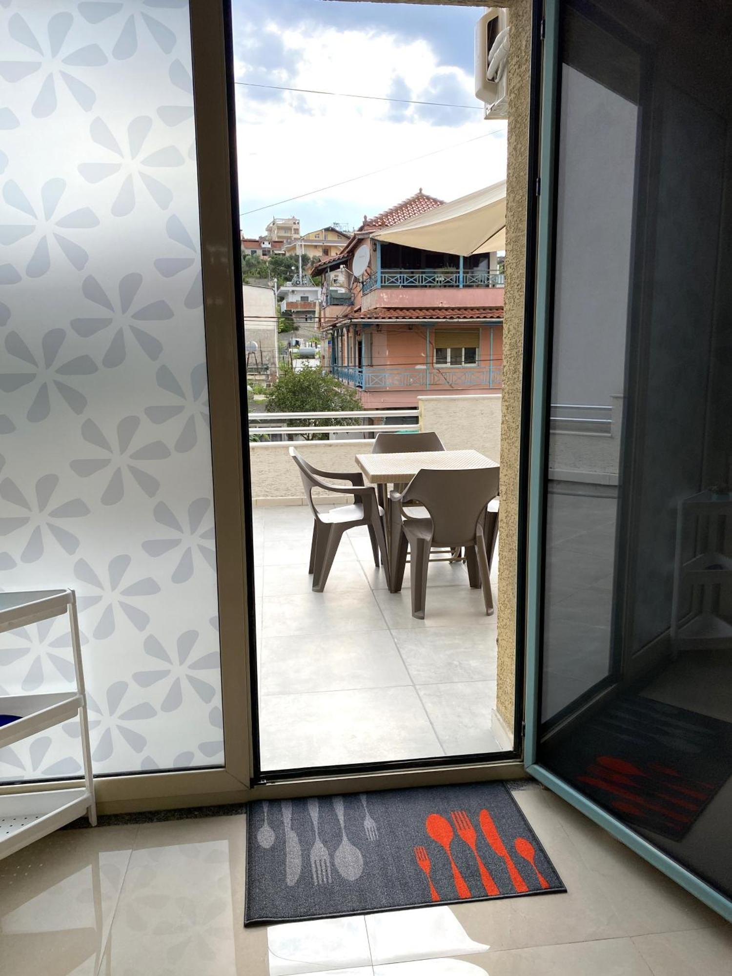 Tinas Rooms Durres Exterior photo